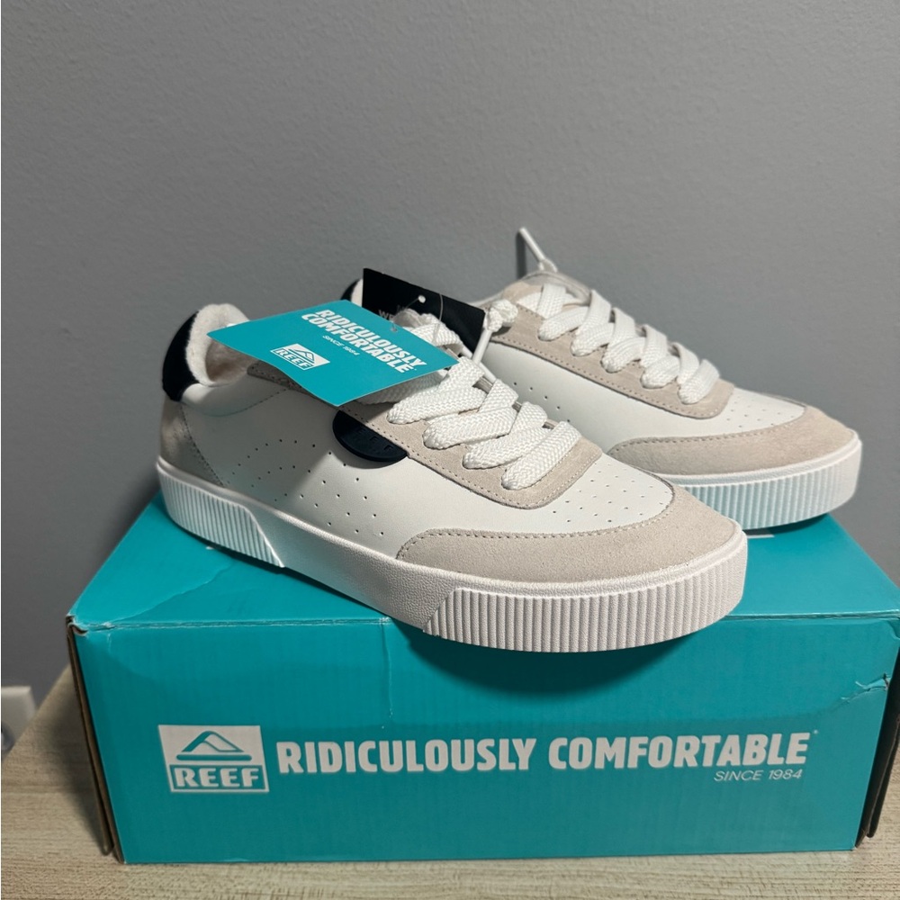 Reef womens Cream and Tan Sneakers